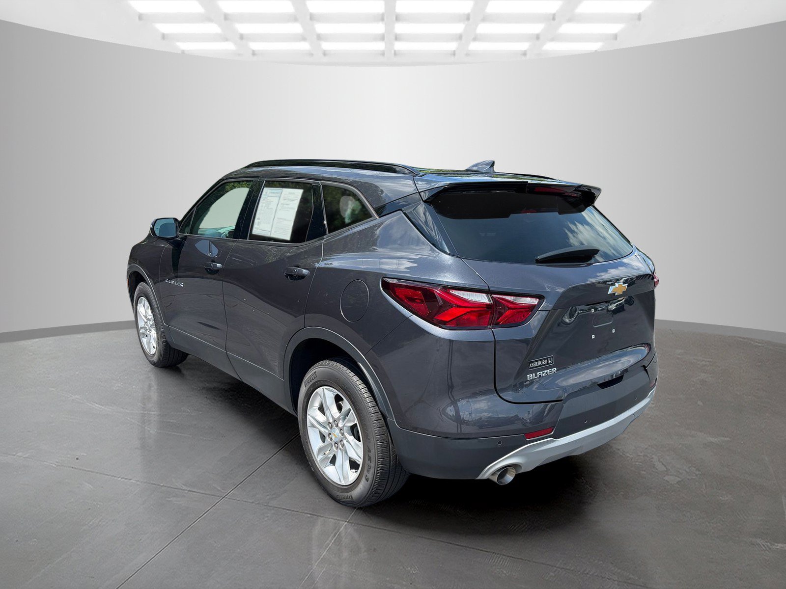 Used 2022 Chevrolet Blazer LT FWD image 4