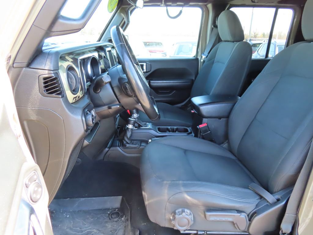 Used 2020 Jeep Gladiator Sport w/ Quick Order Package 24S image 19