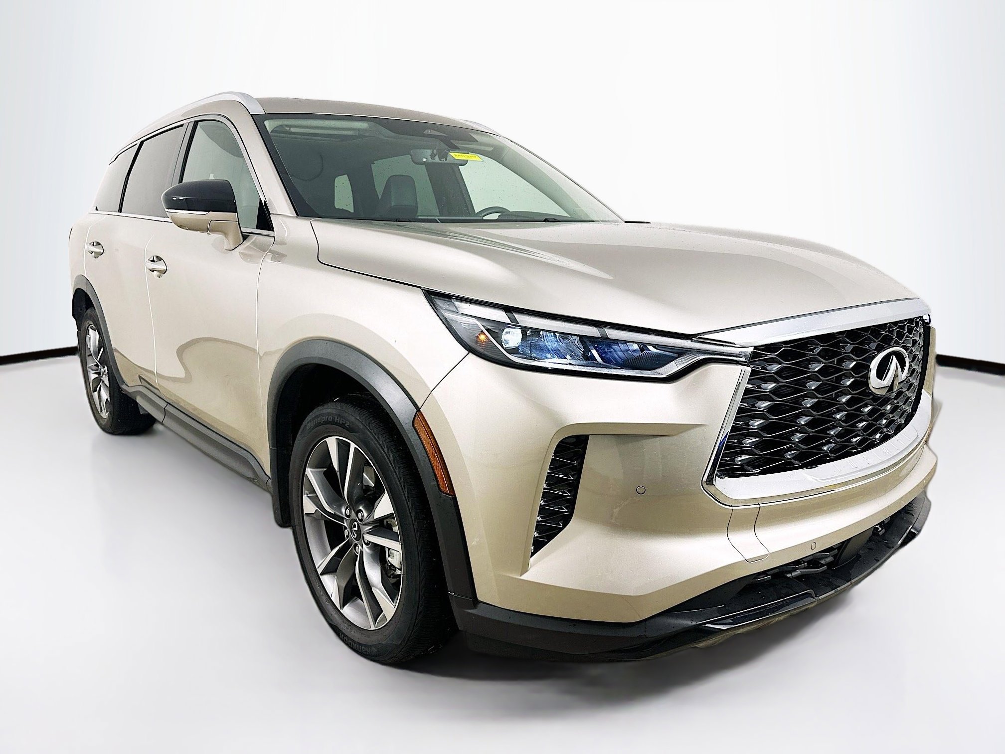 Used 2024 INFINITI QX60 Luxe w/ Performance Audio Package image 1