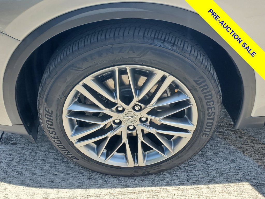 Certified 2024 Acura MDX w/ Advance Package AWD/4WD image 4