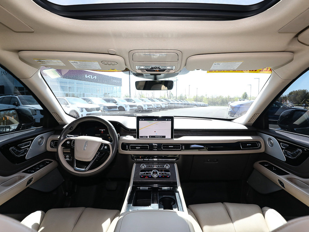 Used 2023 Lincoln Aviator Reserve w/ Equipment Group 201A AWD/4WD image 26