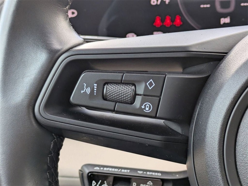 Used 2021 Porsche Taycan 4S image 23