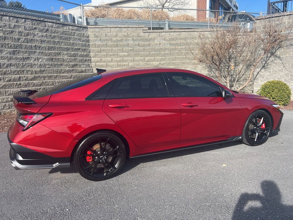 Used 2025 Hyundai Elantra N image 3