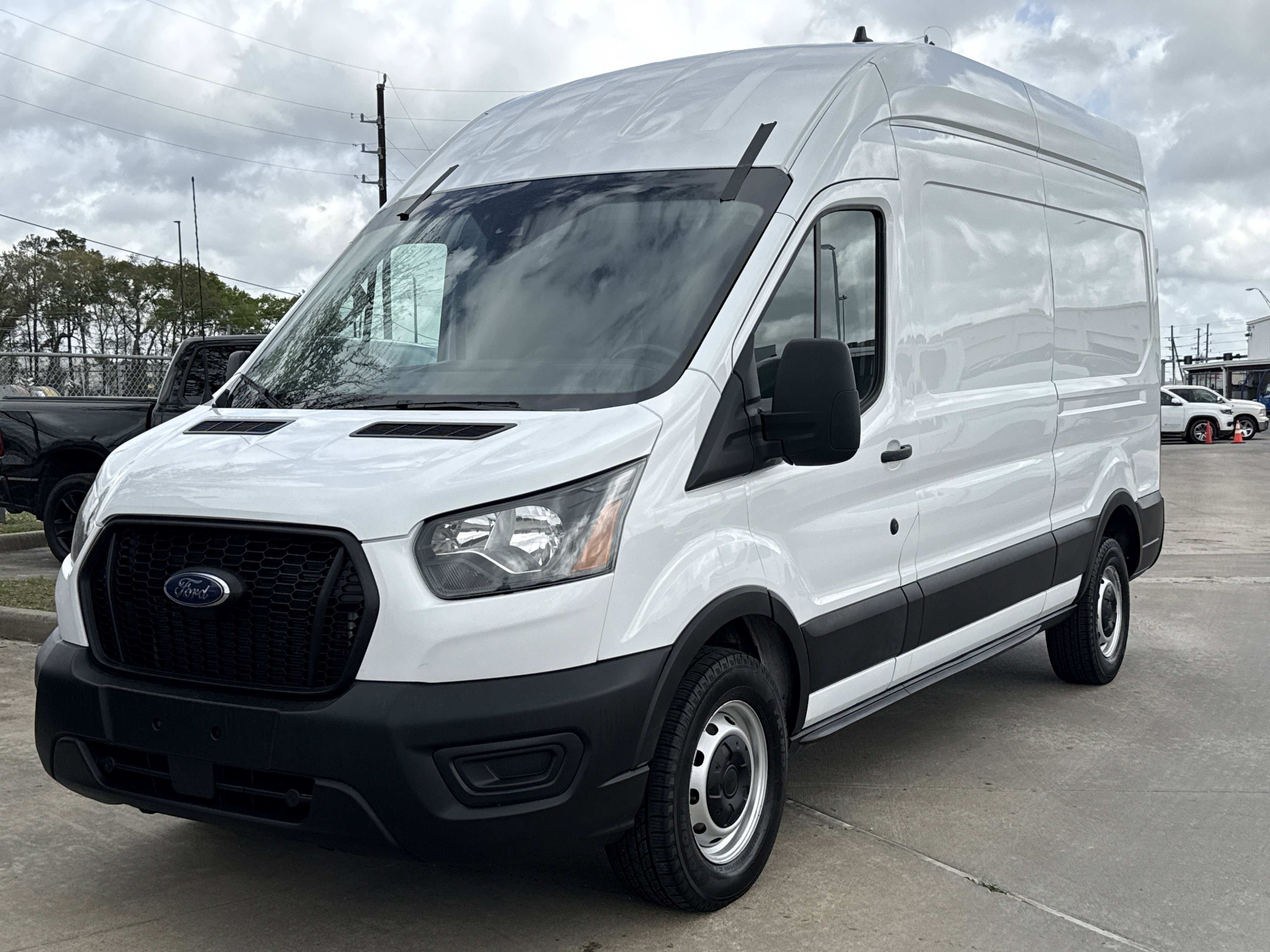 Used 2023 Ford Transit 250 Base w/ Load Area Protection Package image 2