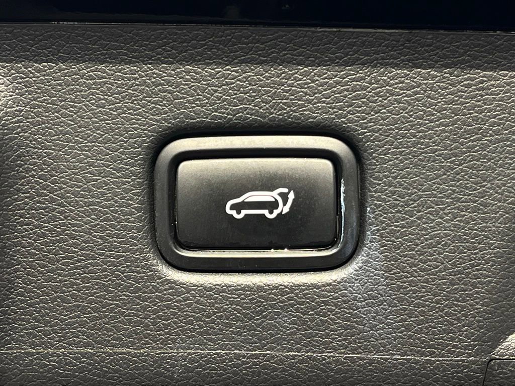 Used 2022 Hyundai Palisade SEL w/ Premium Package AWD/4WD image 14