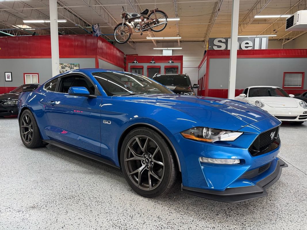Used 2019 Ford Mustang GT w/ Performance Package - Level 2 RWD image 7