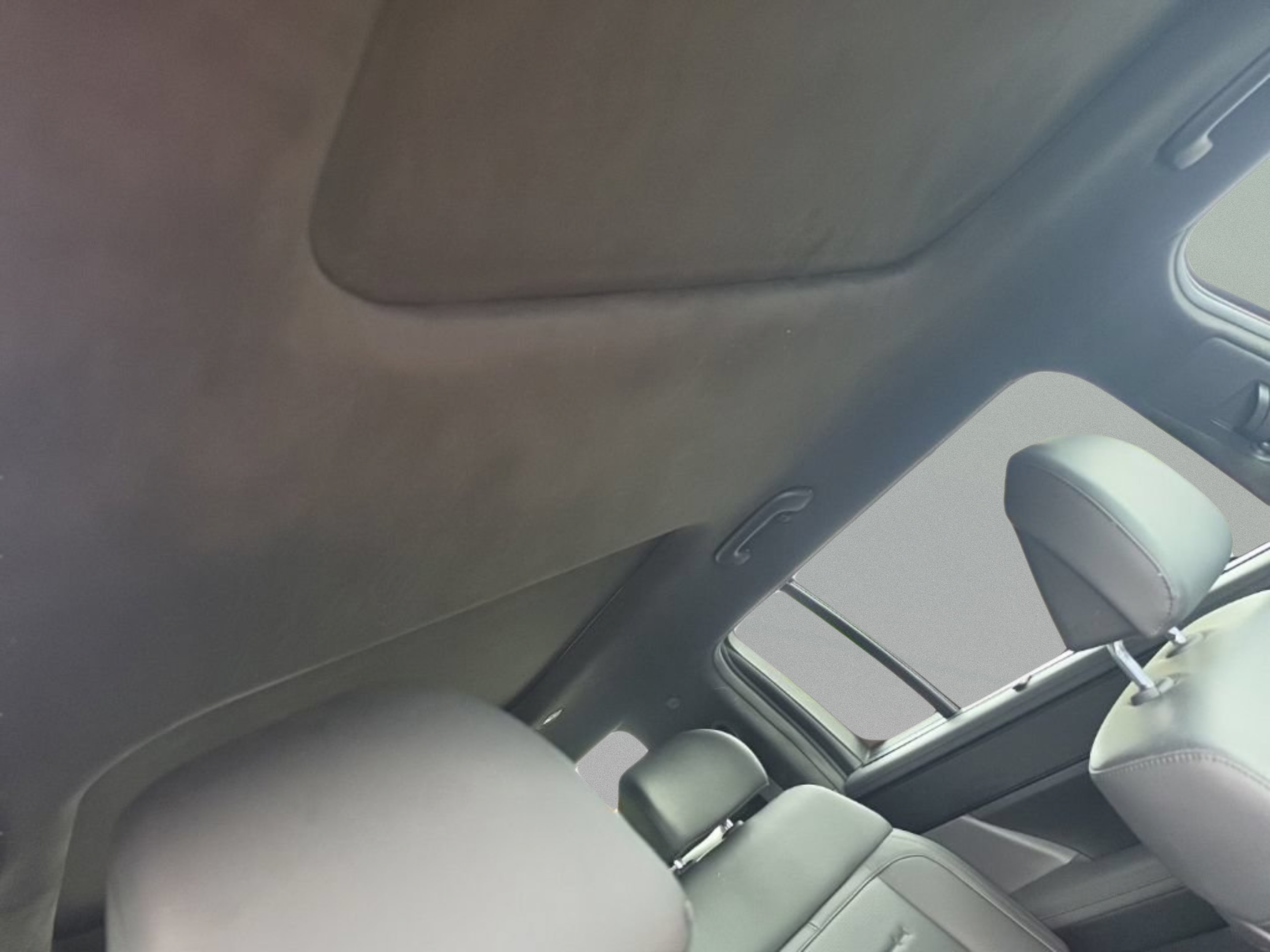 Used 2025 Hyundai Santa Fe Calligraphy FWD image 31
