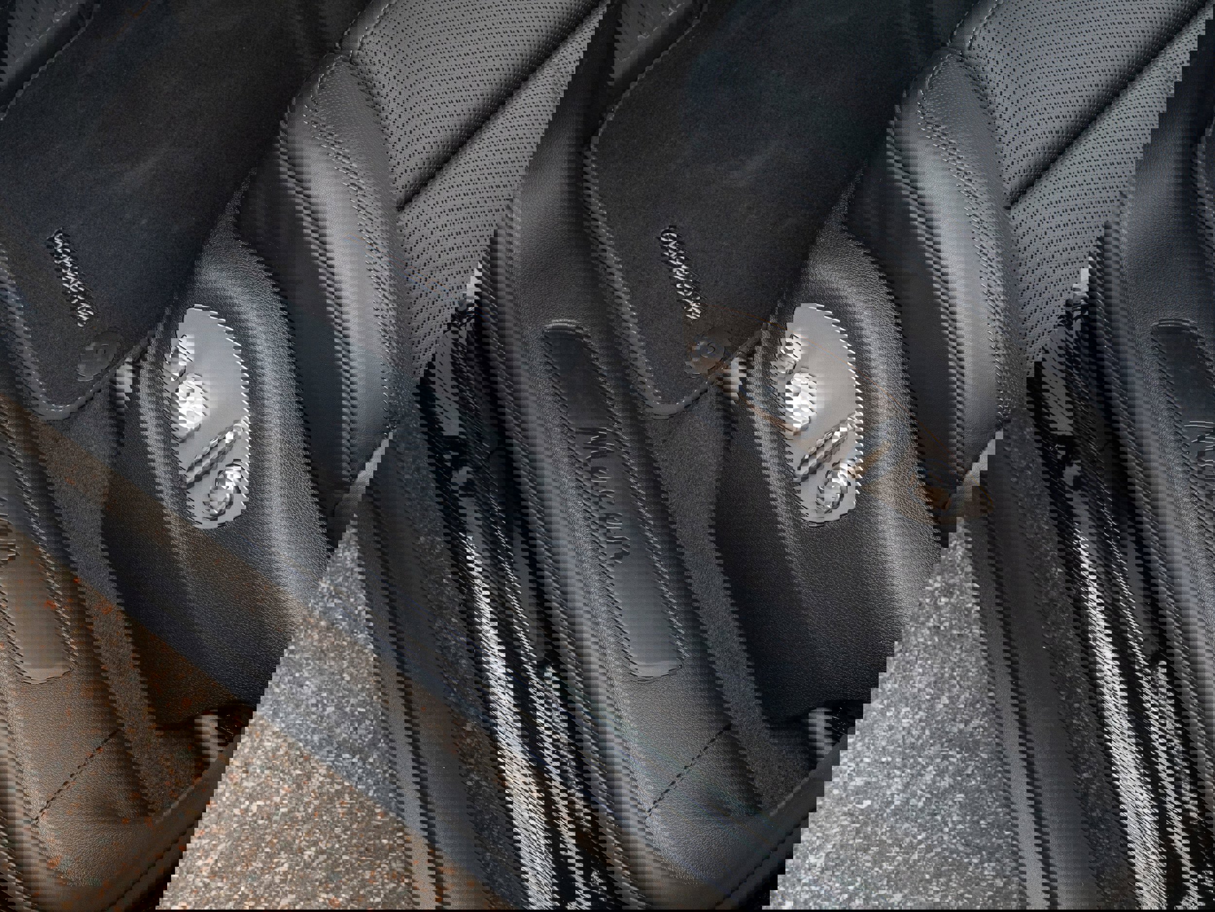 Certified 2025 Porsche Macan image 26