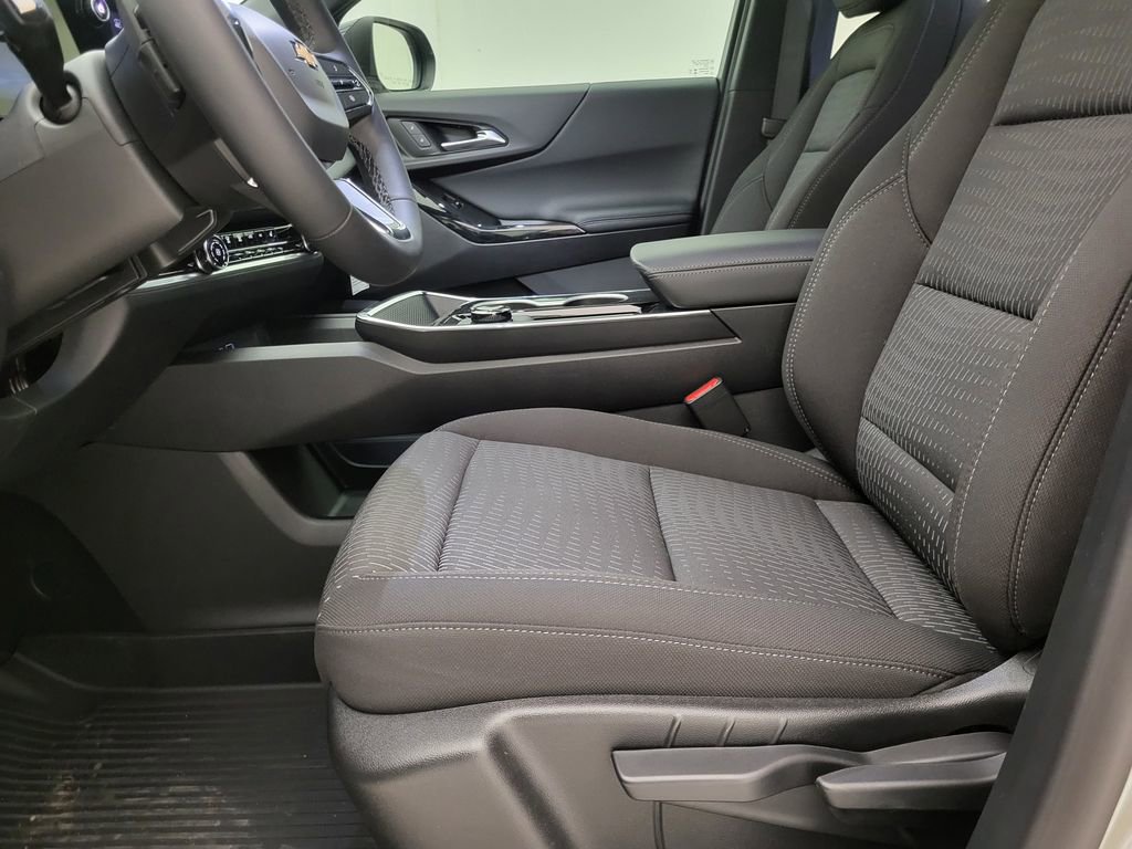 New 2026 Chevrolet Equinox LT w/ LPO, Floor Liner Package image 25