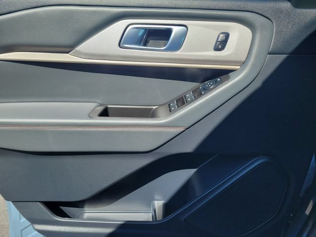 New 2026 Ford Explorer Active w/ Active Comfort Package RWD image 21