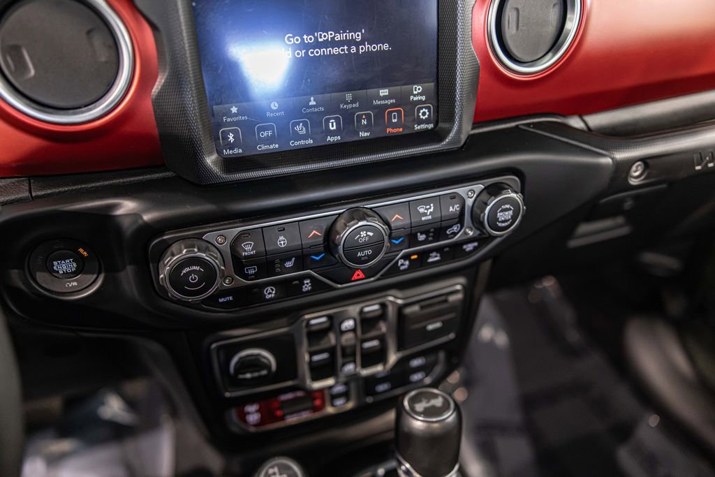 Used 2023 Jeep Wrangler Unlimited Rubicon w/ Dual Top Group AWD/4WD image 27