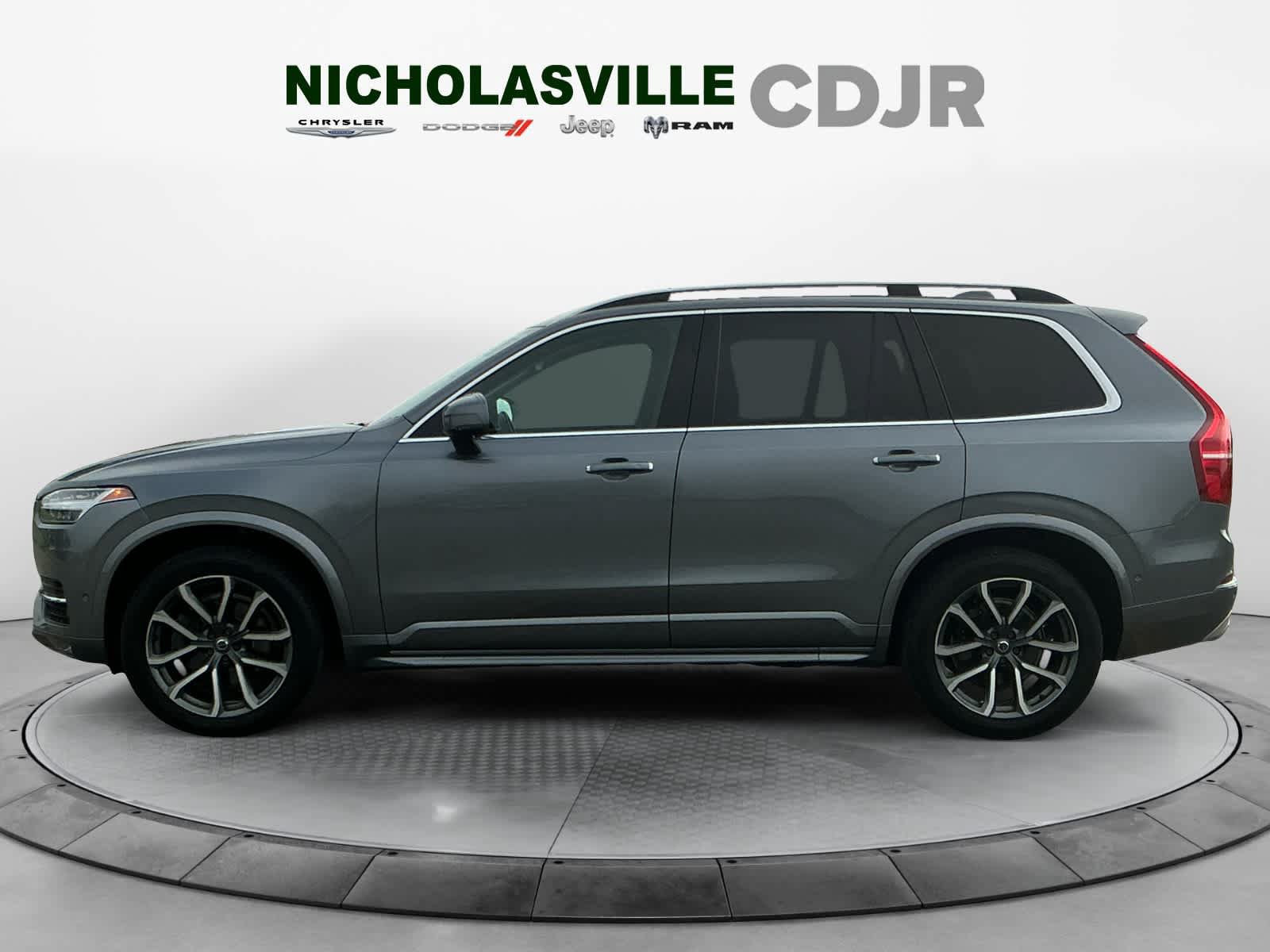 Used 2019 Volvo XC90 T6 Momentum w/ Advanced Package AWD/4WD image 2