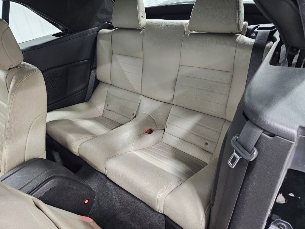Used 2012 Ford Mustang GT Premium RWD image 20