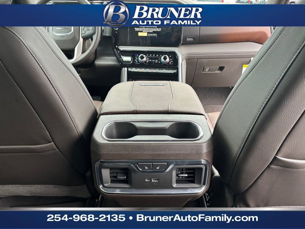 New 2026 GMC Sierra 3500 Denali w/ Denali Reserve Package image 23