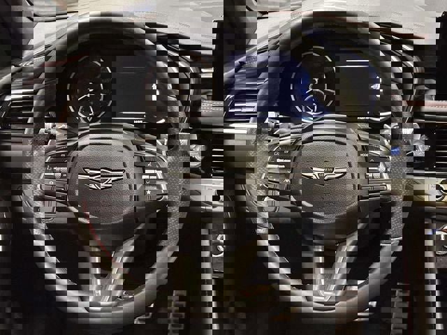 Used 2025 Genesis G70 2.5T w/ Sport Prestige Package image 21