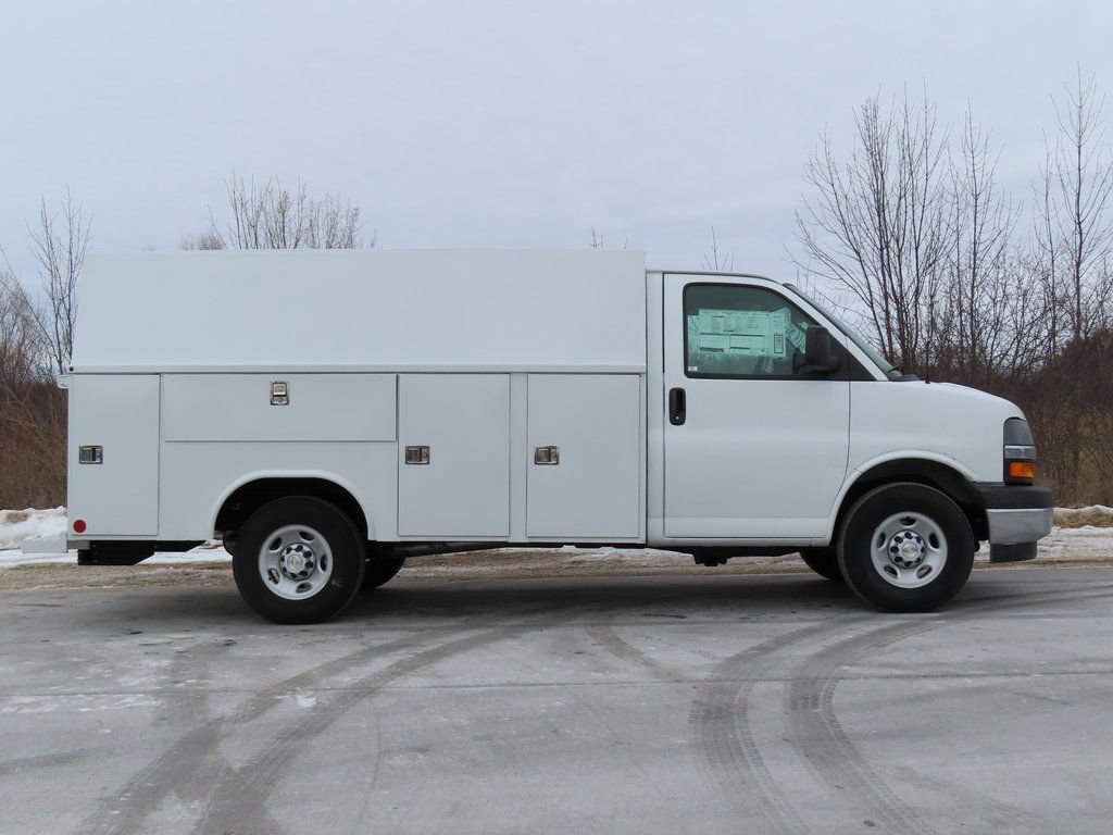 New 2025 Chevrolet Express 3500 w/ Power Convenience Package RWD image 2