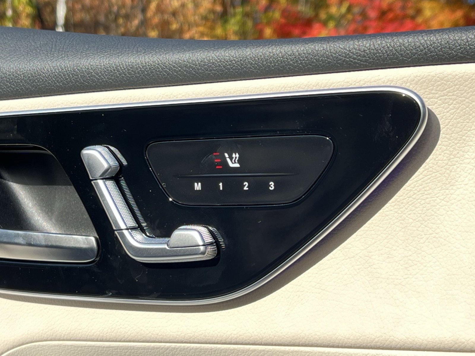 New 2026 Mercedes-Benz GLC 300 4MATIC image 33