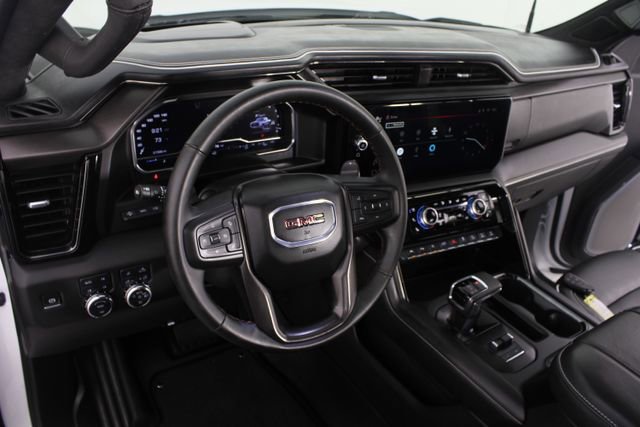 Used 2025 GMC Sierra 1500 AT4X image 11