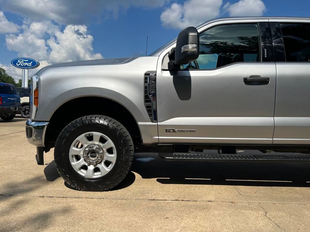 Used 2024 Ford F250 XLT image 30