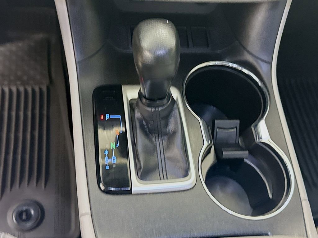 Certified 2019 Toyota Highlander LE image 16