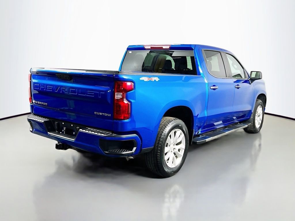Used 2023 Chevrolet Silverado 1500 Custom image 5