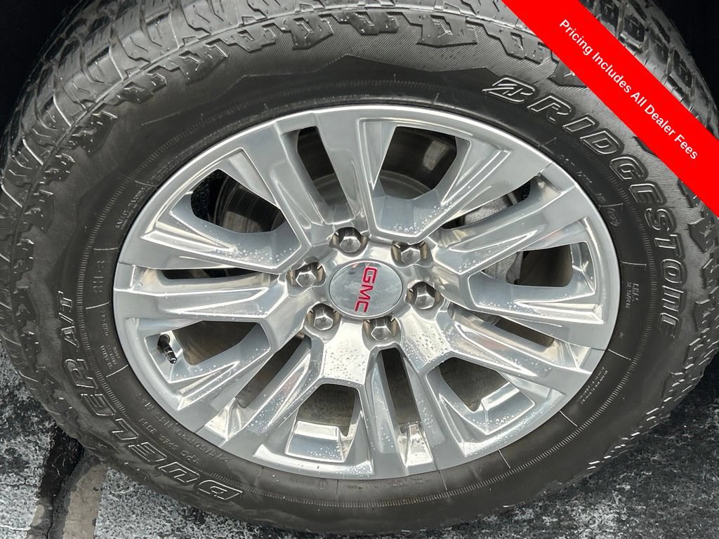 Used 2024 GMC Sierra 1500 Denali w/ Technology Package AWD/4WD image 32
