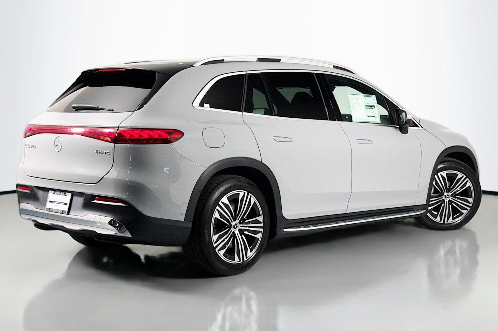 New 2026 Mercedes-Benz EQS 400 4MATIC SUV image 10