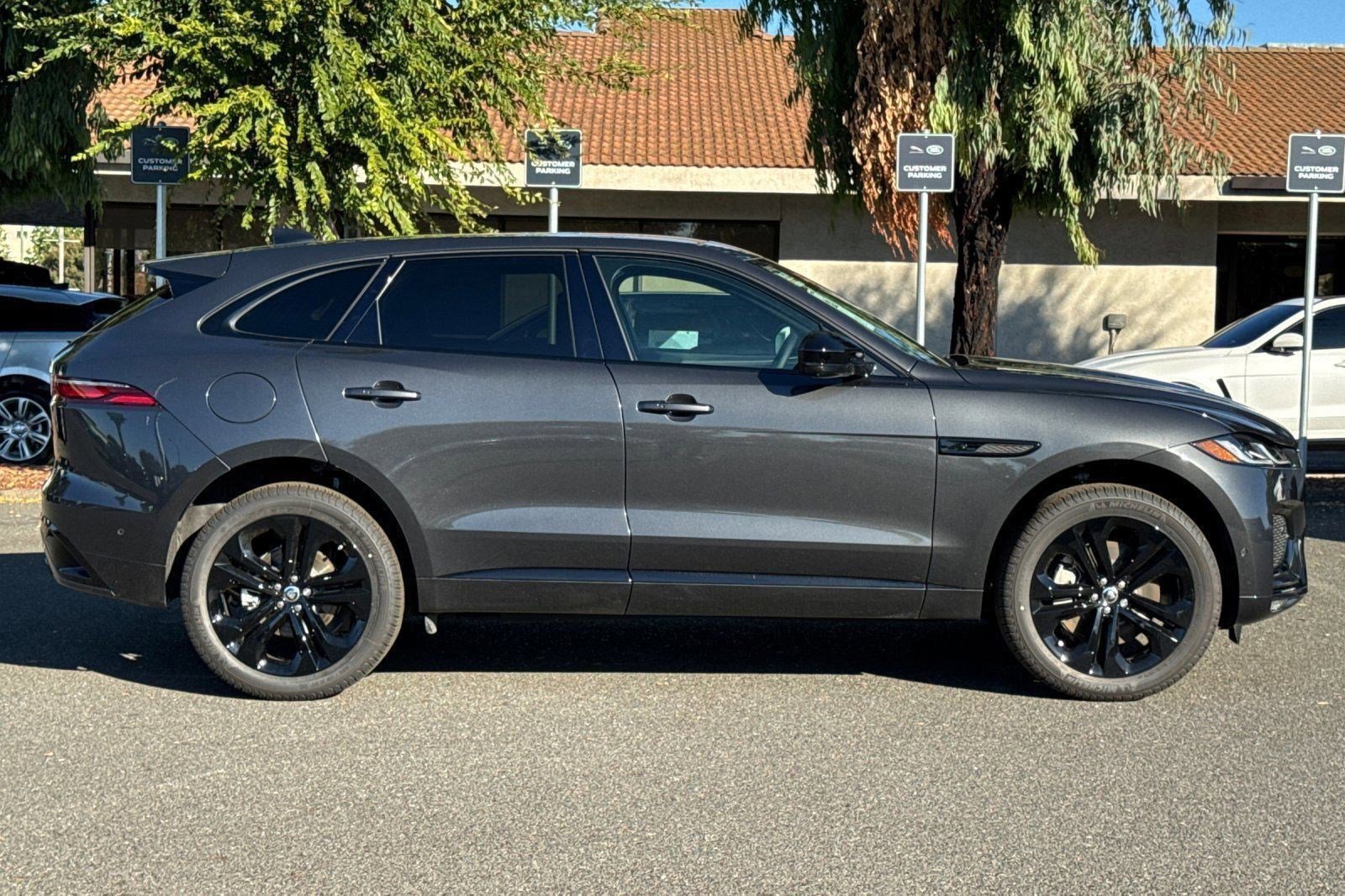 New 2026 Jaguar F-PACE R-Dynamic S AWD/4WD image 6