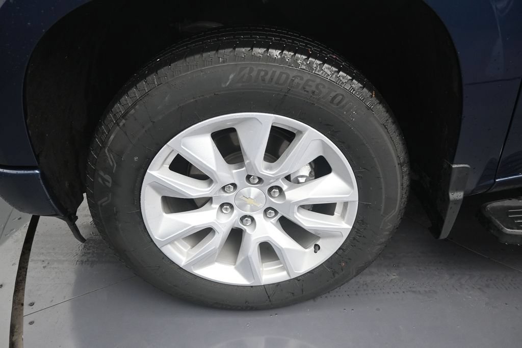 Used 2023 Chevrolet Silverado 1500 Custom RWD image 9