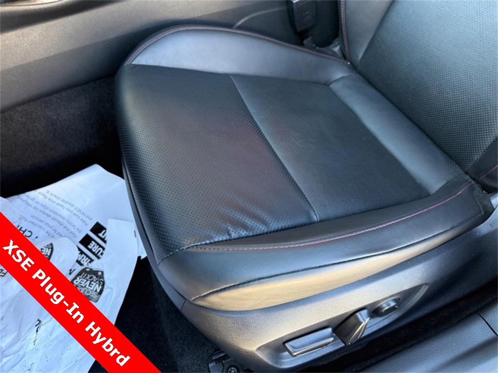 Used 2024 Toyota Prius Prime image 17