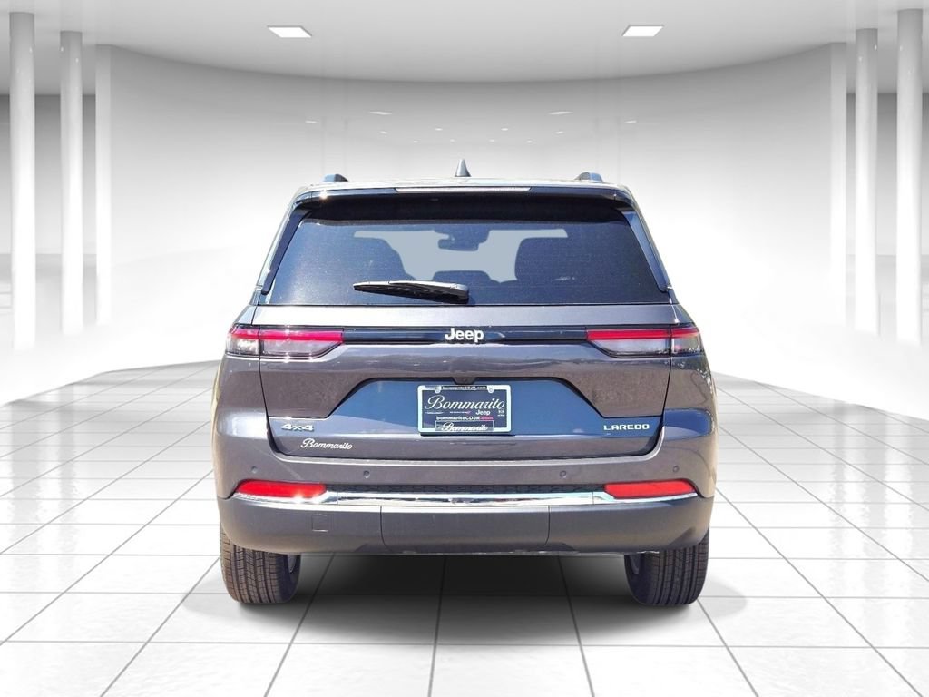 New 2026 Jeep Grand Cherokee Laredo X AWD/4WD image 4