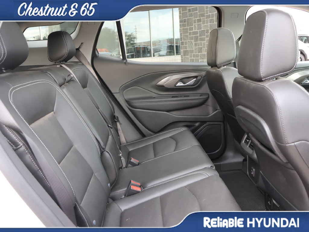 Used 2022 GMC Terrain SLT AWD/4WD image 12