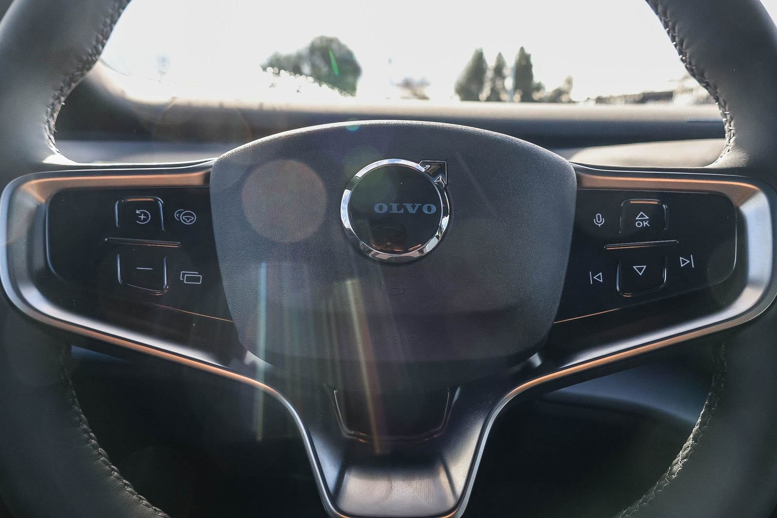 New 2026 Volvo EX30 Plus w/ Climate Package image 32