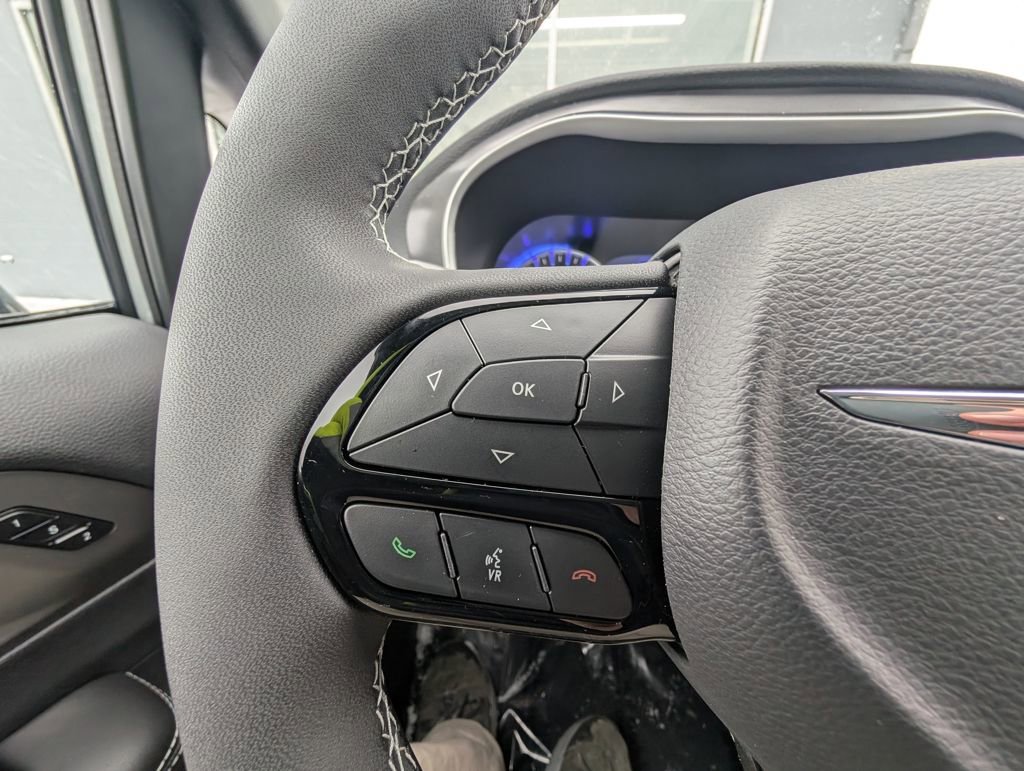 New 2026 Chrysler Pacifica Select w/ S Appearance Package image 26