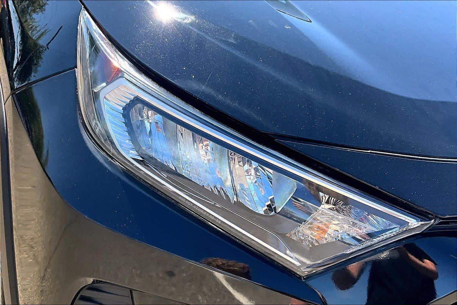 Certified 2021 Toyota RAV4 XLE AWD/4WD image 27