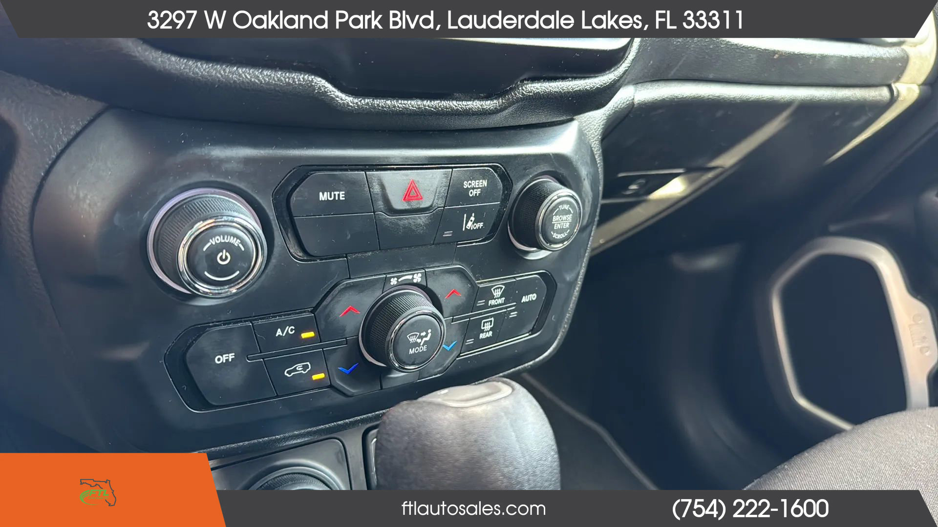 Used 2021 Jeep Renegade Latitude AWD/4WD image 64