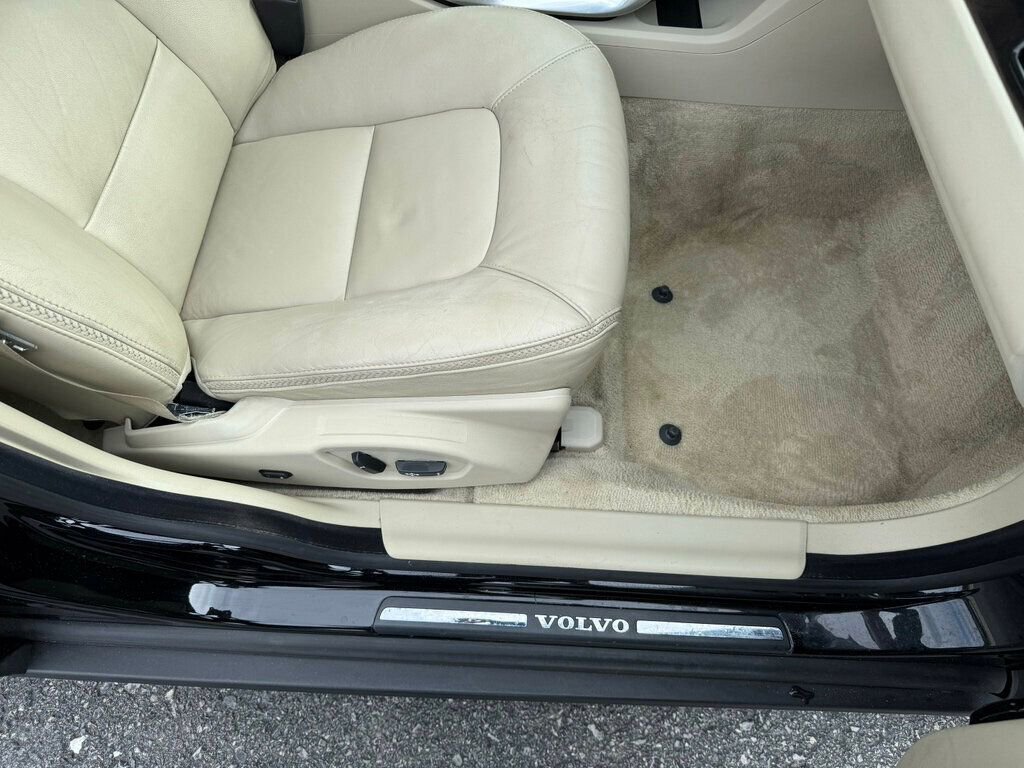 Used 2016 Volvo XC70 T5 Premier w/ Proximity Package image 55