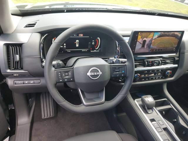 New 2026 Nissan Pathfinder SL FWD image 13