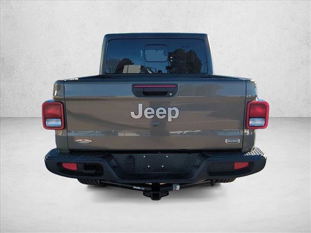 Used 2020 Jeep Gladiator Overland image 7