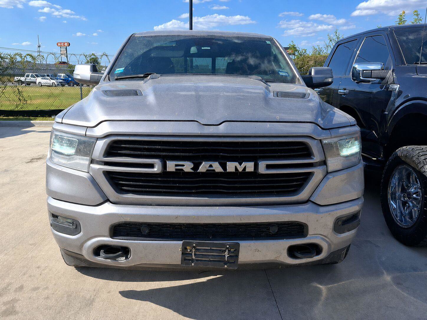 Used 2020 RAM 1500 Laramie w/ Sport Appearance Package AWD/4WD image 25
