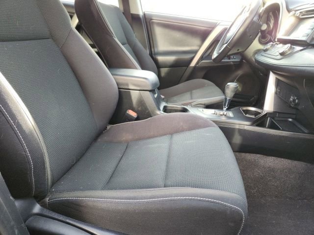 Used 2017 Toyota RAV4 XLE image 8