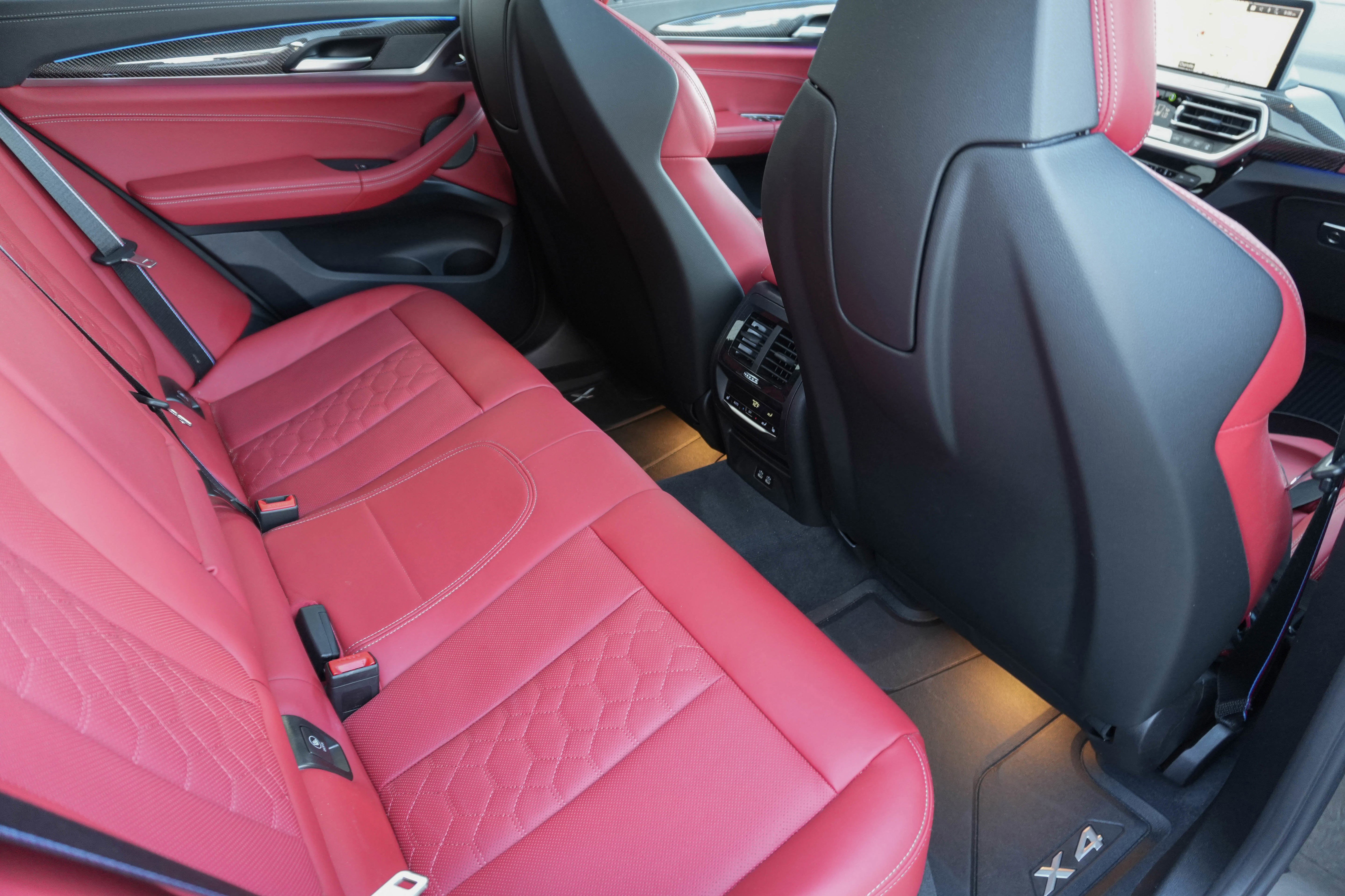 Used 2023 BMW X4 M w/ Competition Package image 36