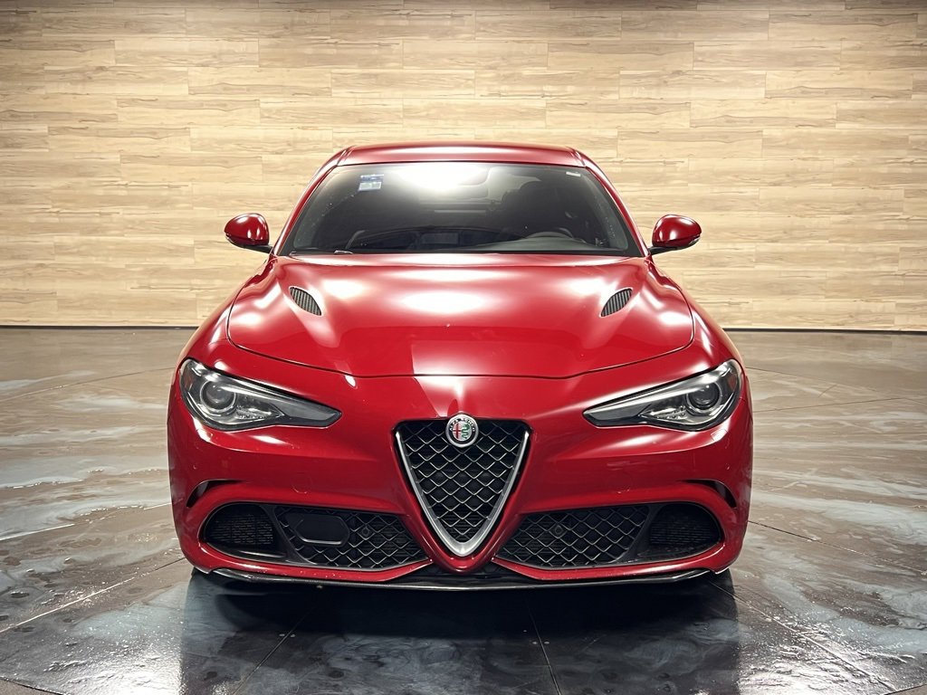 Used 2018 Alfa Romeo Giulia Quadrifoglio image 5