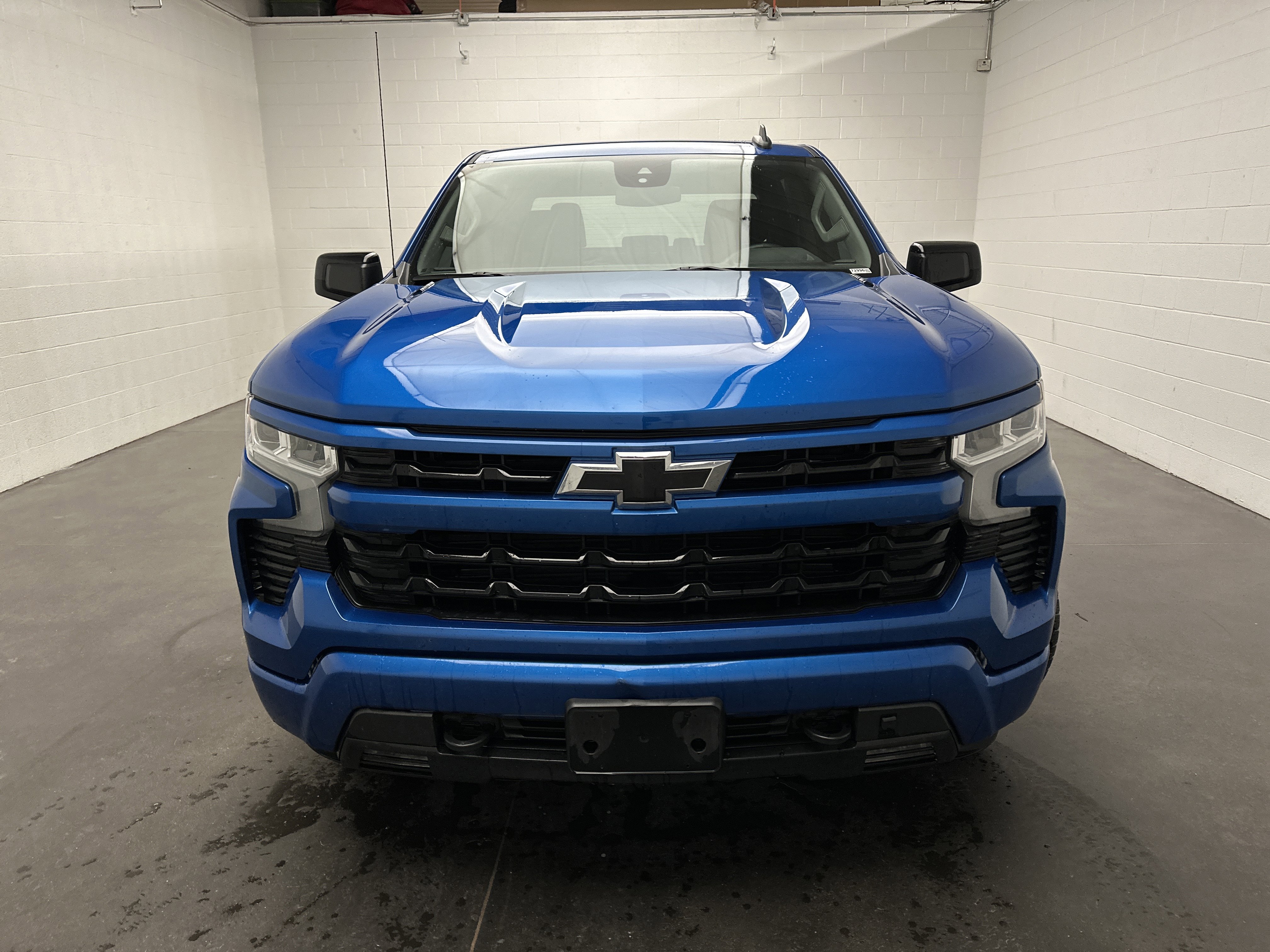 Used 2024 Chevrolet Silverado 1500 RST w/ Z71 Off-Road Package image 3