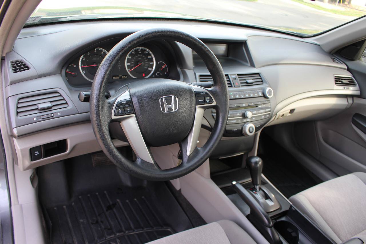 Used 2009 Honda Accord LX image 16