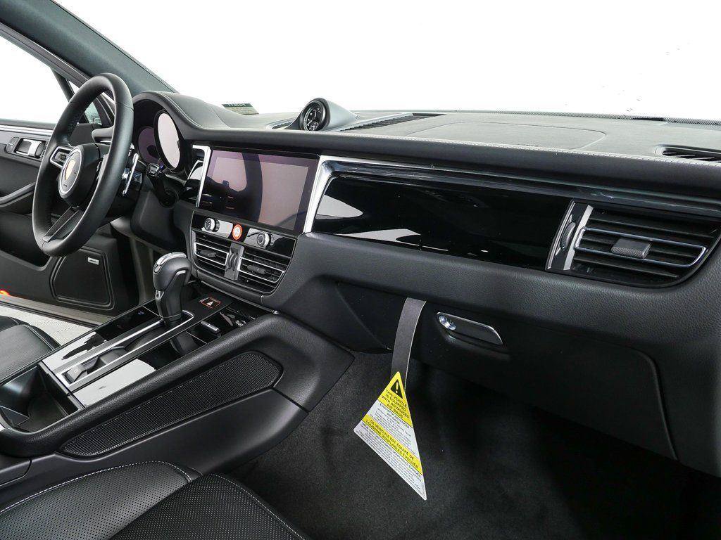 New 2026 Porsche Macan S AWD/4WD image 26