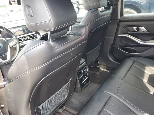 Used 2022 BMW 330i xDrive Sedan w/ Premium Package AWD/4WD image 29
