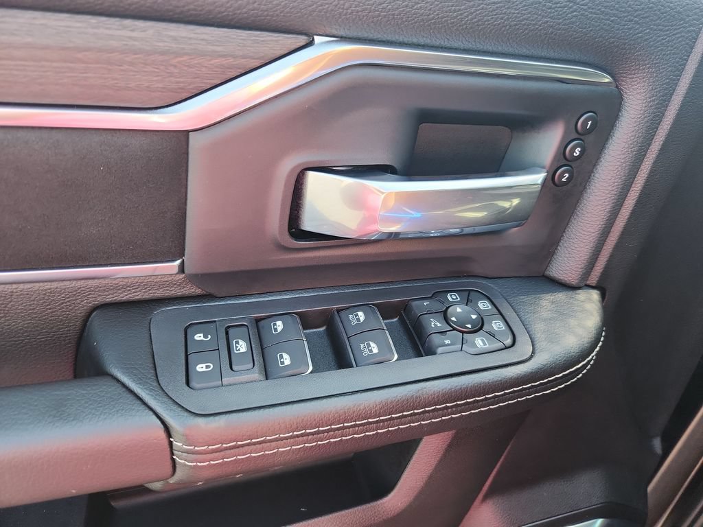 New 2026 RAM 3500 Laramie AWD/4WD image 12