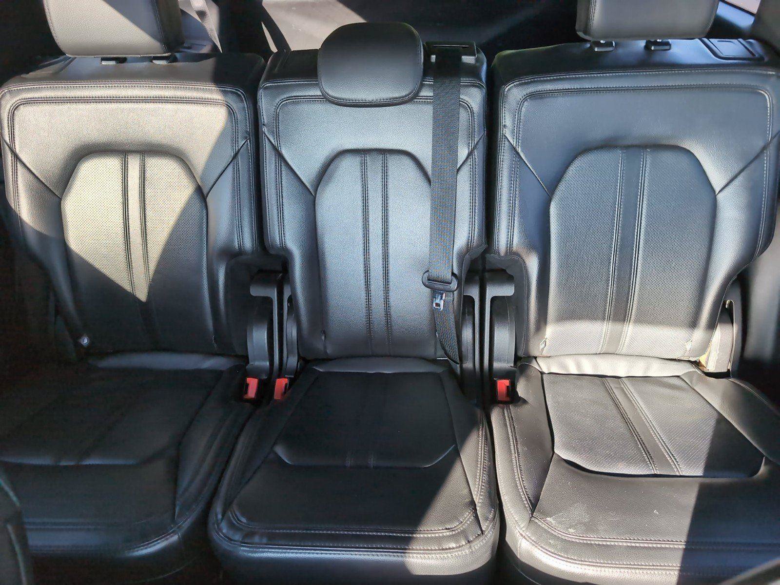 Used 2021 Ford Expedition Limited AWD/4WD image 32