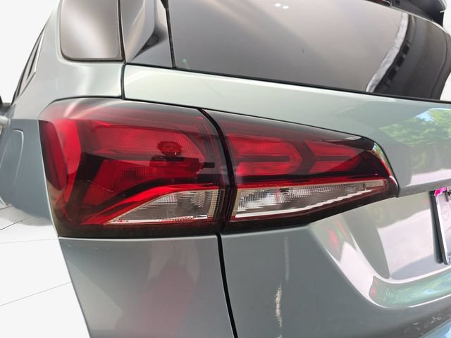 Used 2022 Chevrolet Equinox LT FWD image 35